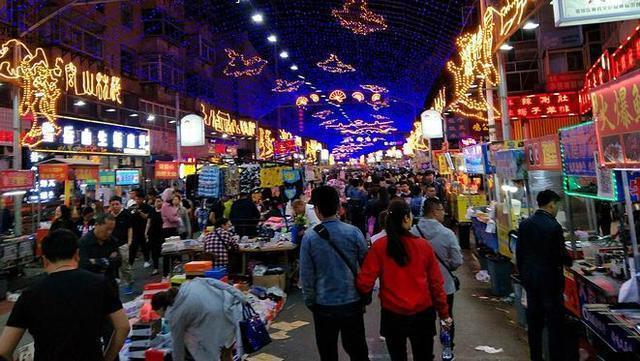 ng体育火爆全国的4个美食街新疆和田夜市上榜最后一个享誉国际(图1)