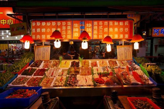 ng体育官网app下载“舌尖上的都市”中國頂級小吃之都大排名(图1)