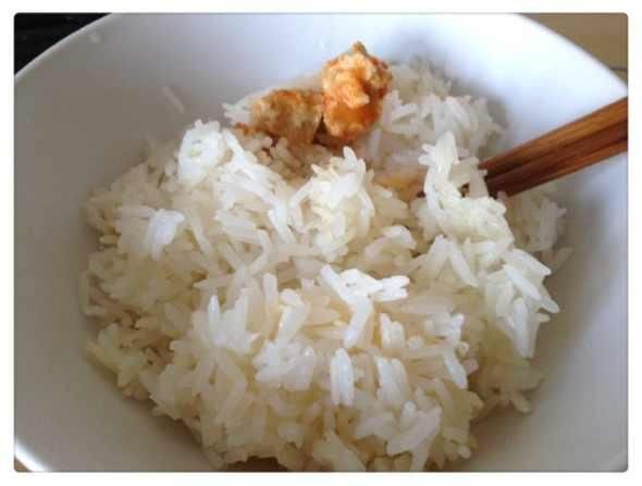 ng体育官网app下载米饭的“最佳拍档”老干妈只能排第二它才是当之无愧第一名(图1)