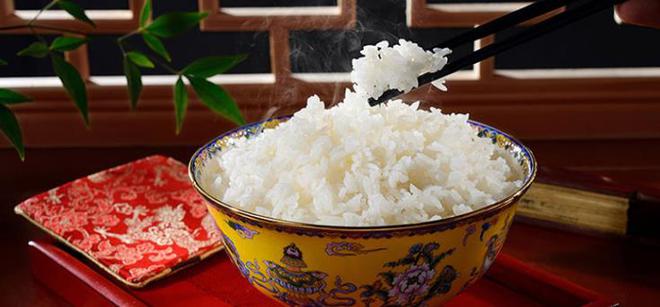 ng体育官网app下载中国最好吃的4种稻米醇香怡人煮出来的饭不用菜也能吃几碗！(图1)