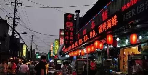 ng体育官网app下载「美食街」上海最有特色的美食街大松江高居榜首(图1)